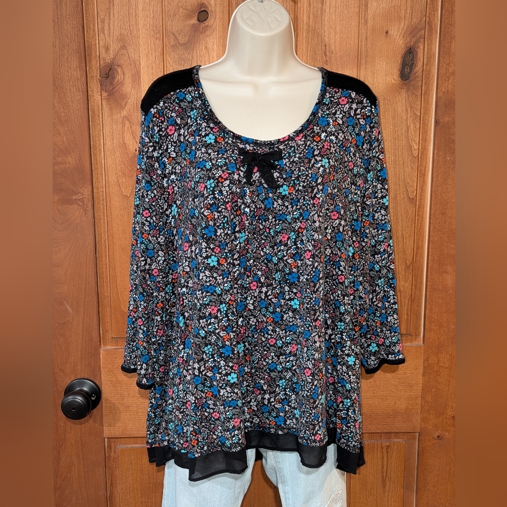Simply Vera Vera Wang Black Multicolor Floral‎ Blouse